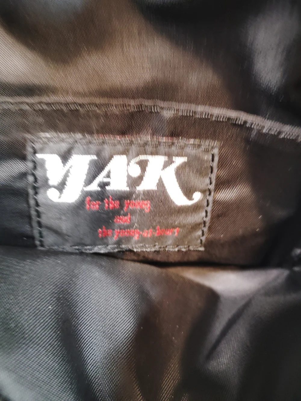 Yak Bag Black Compact Messenger Shoulder Bag
